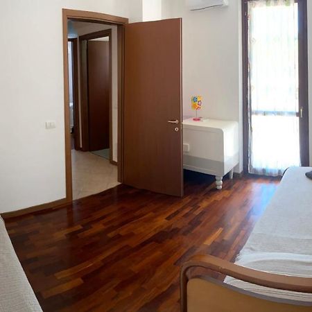 Condominio Tigli كافالكاسيل المظهر الخارجي الصورة
