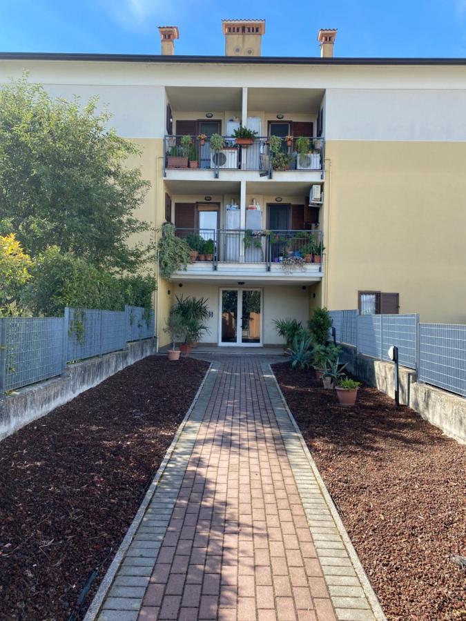 Condominio Tigli كافالكاسيل المظهر الخارجي الصورة