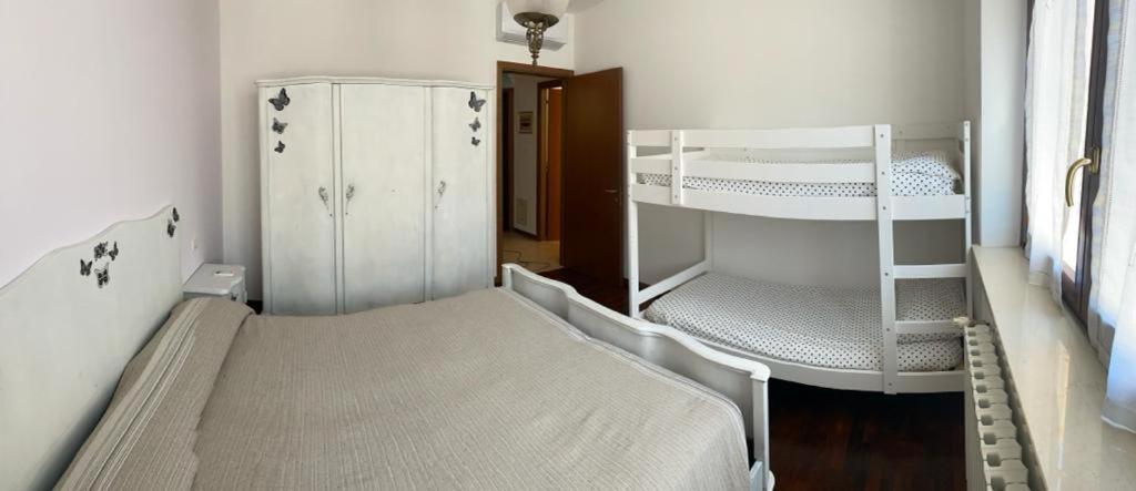 Condominio Tigli كافالكاسيل المظهر الخارجي الصورة