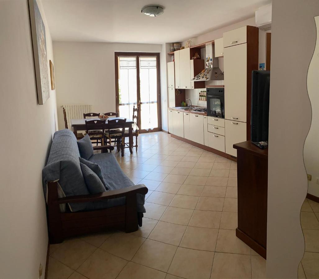 Condominio Tigli كافالكاسيل المظهر الخارجي الصورة